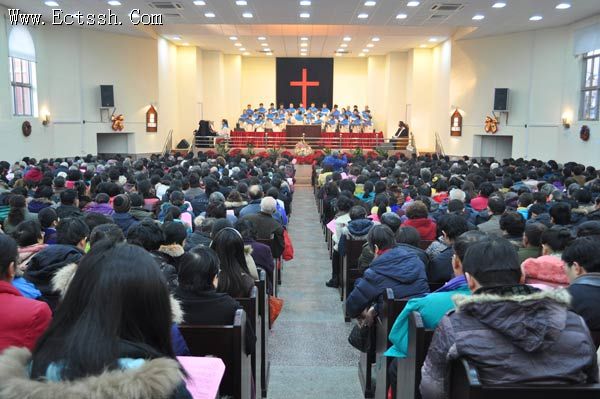 “用圣乐赞美神” “用圣乐赞美神”